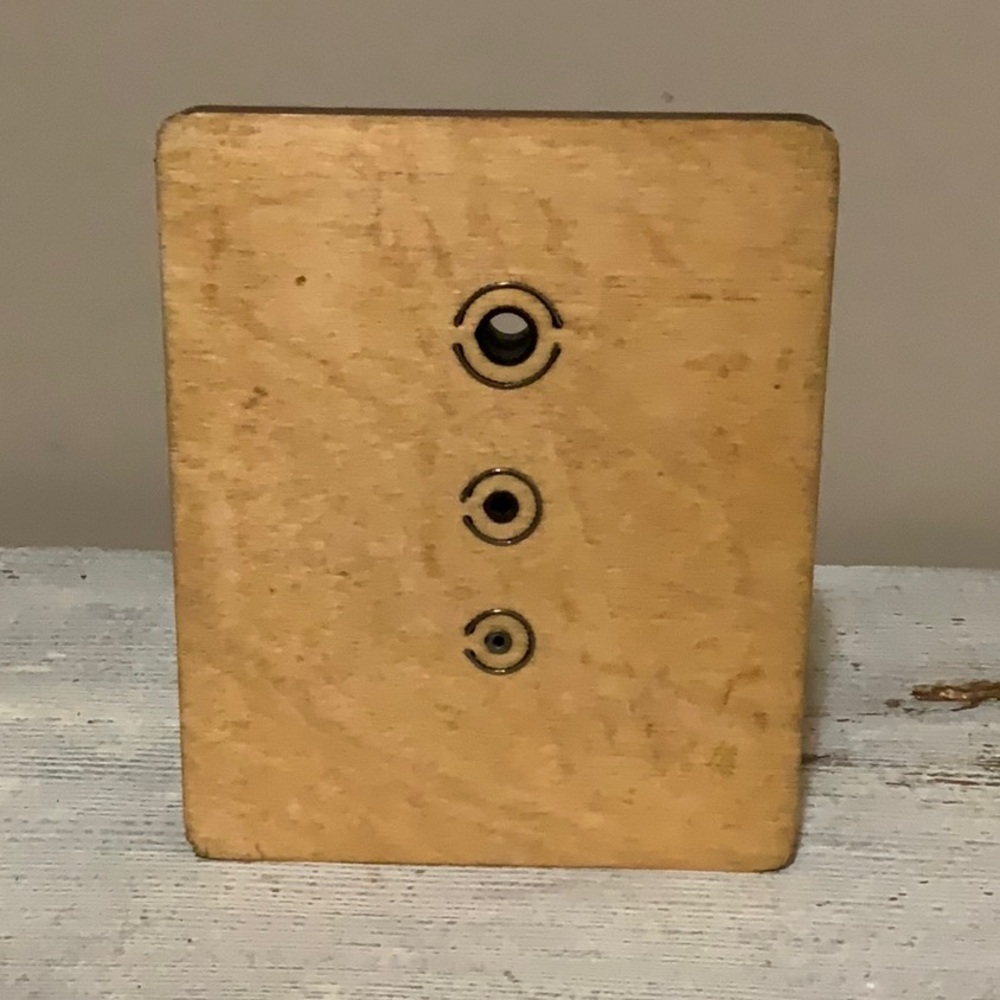 AccuCut Ellison 'Gift Tag Reinf' Wooden Die (4.75" x 5.75")